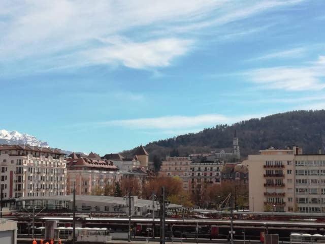 -- Le Sanctuaire, A 50 Metres De La Gare -- Apartment Annecy Ngoại thất bức ảnh